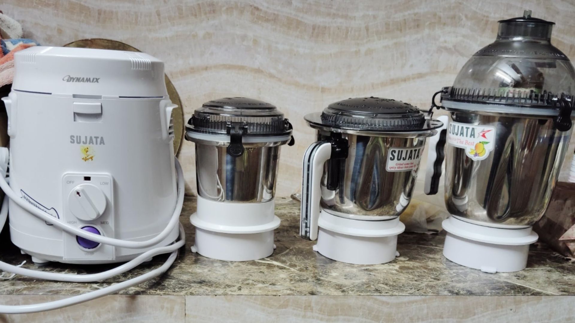 sujata mixer grinder